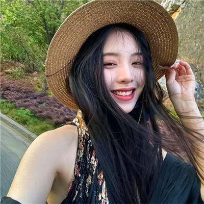 迷雾中的她